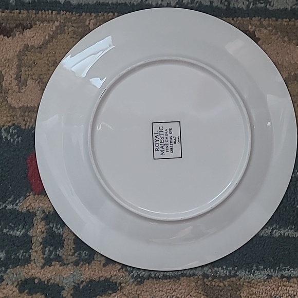 ROYAL MAJESTIC FINE CHINA 'CHRISTMAS EVE' PLATES SET OF 4 - Picture 14 of 15